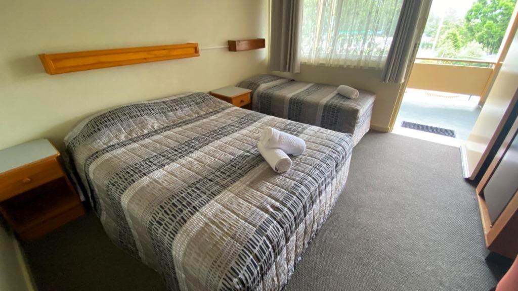 Bucketts Way Motel Глостер Экстерьер фото